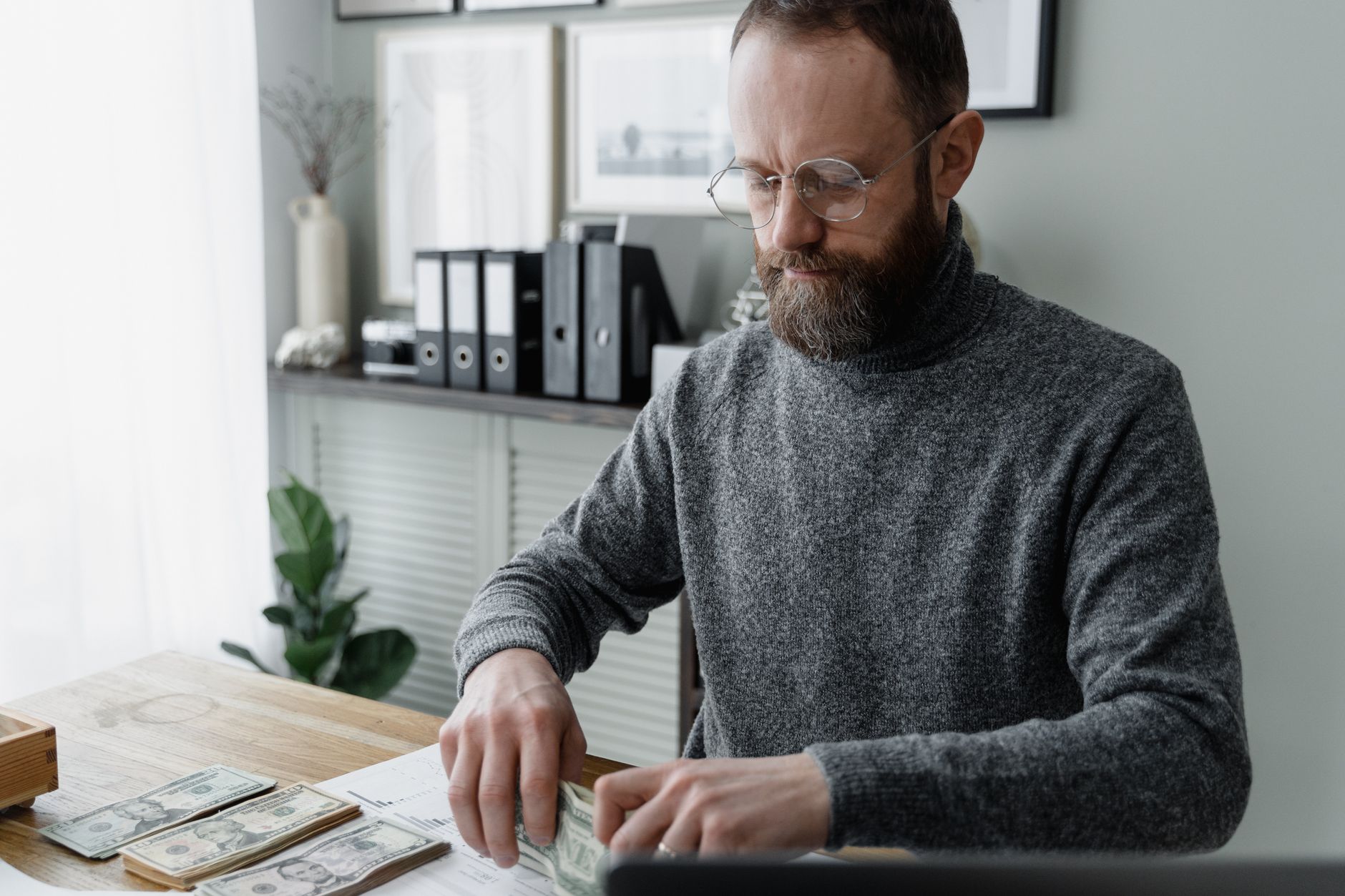 Advisor Fee Structures: The Complete Guide to What You’re Really Paying