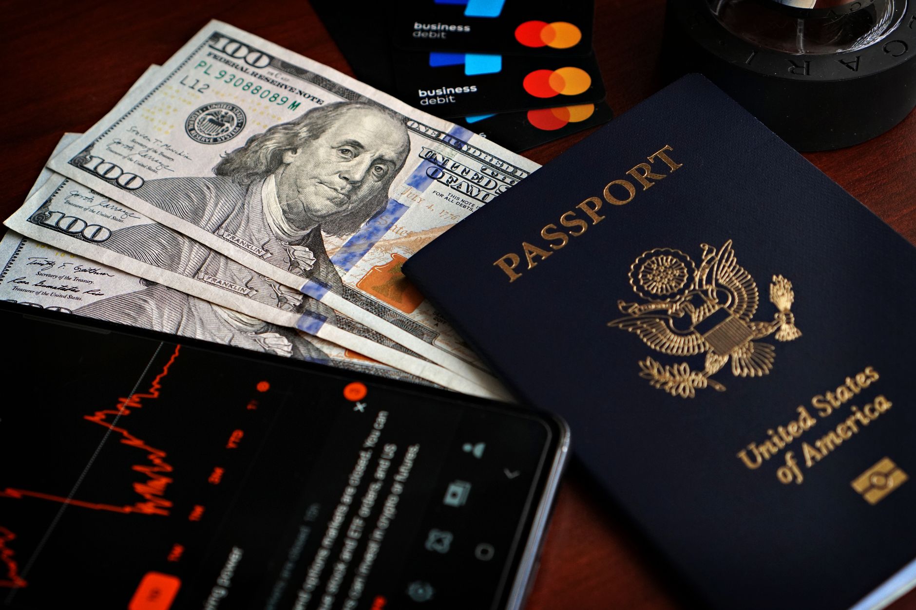 Banking for International Travel: No Foreign Transaction Fee Cards and Accounts