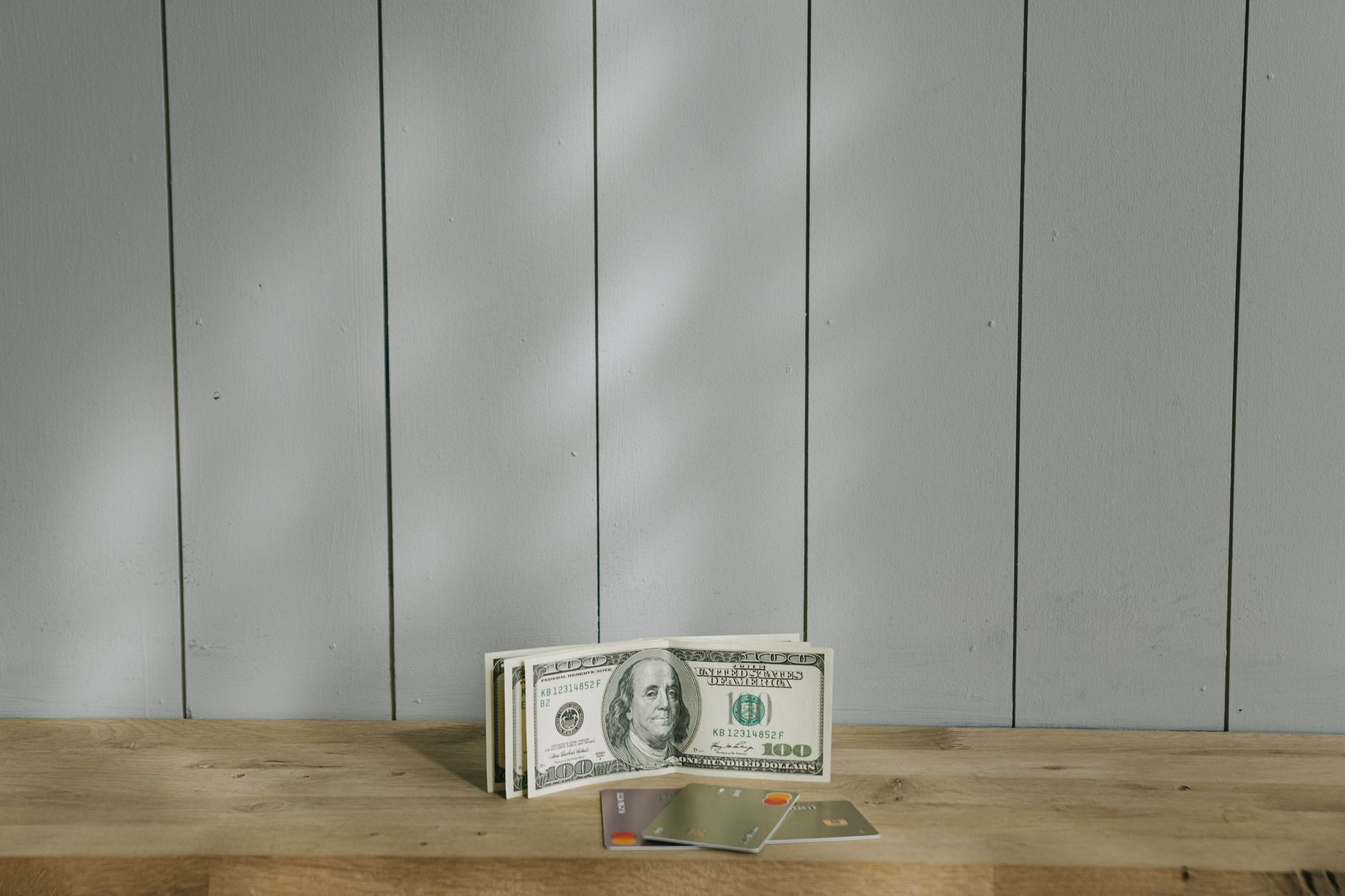 Blue Chip Stocks for Beginners: The Complete 2026 Guide to Safe, Dividend-Paying Investments