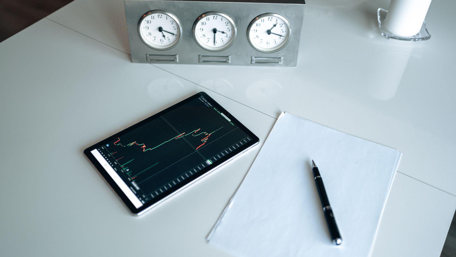 Bond Laddering Strategy for Income: The Complete 2025 Guide to Building a Reliable Fixed-Income Portfolio