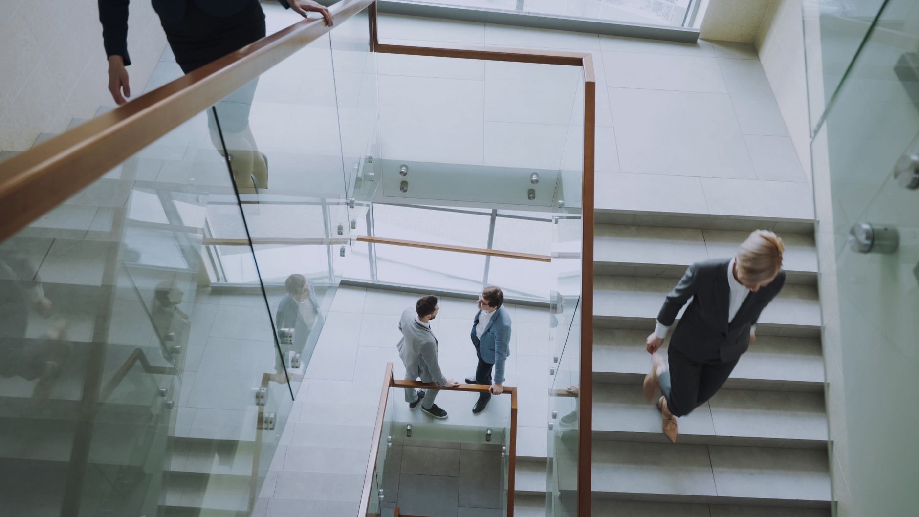 Building Business Credit Fast: The CPA’s 2025 Strategy for Rapid Approval