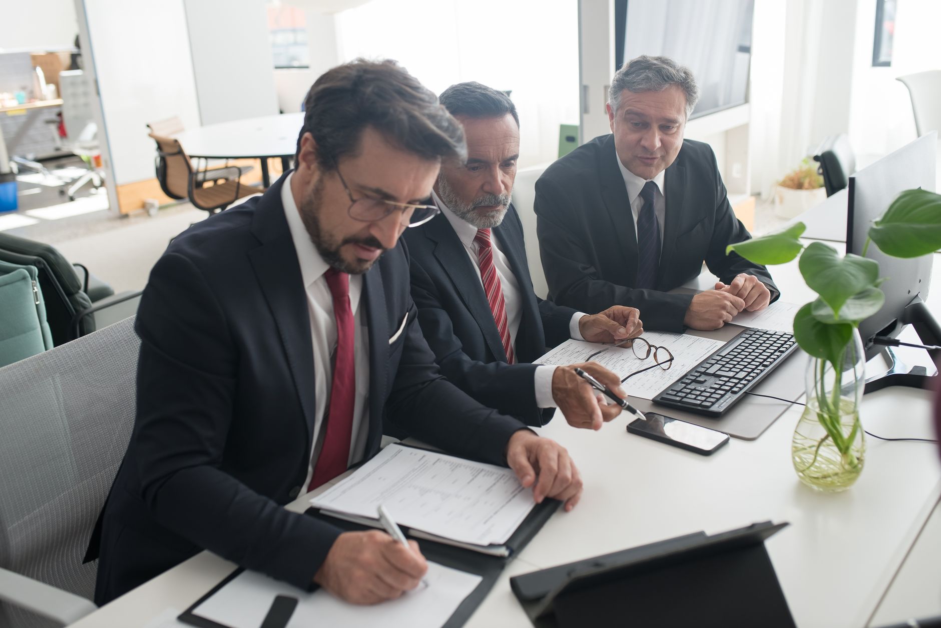 Business Banking: Best Business Checking Accounts for Startups in 2026
