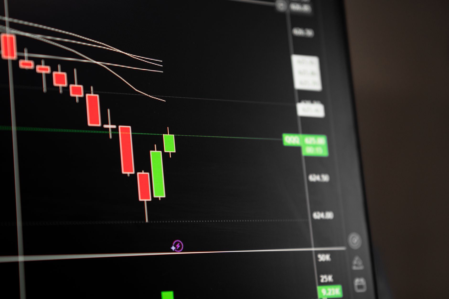 CBD Market Investment: The Complete Guide to Capitalizing on a $47 Billion Industry by 2028