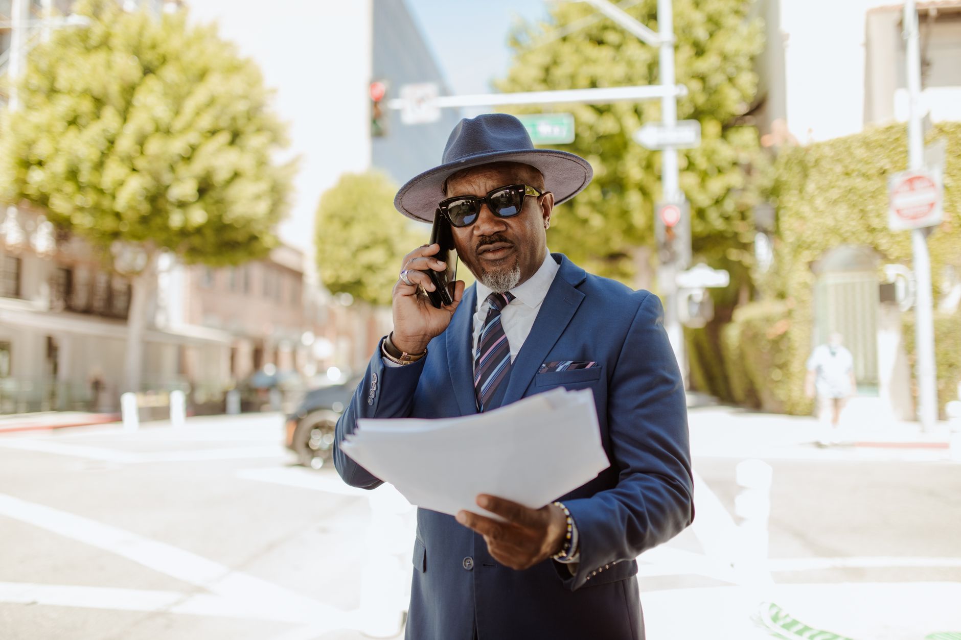 Cell Phone Plan Negotiation: The Complete Guide