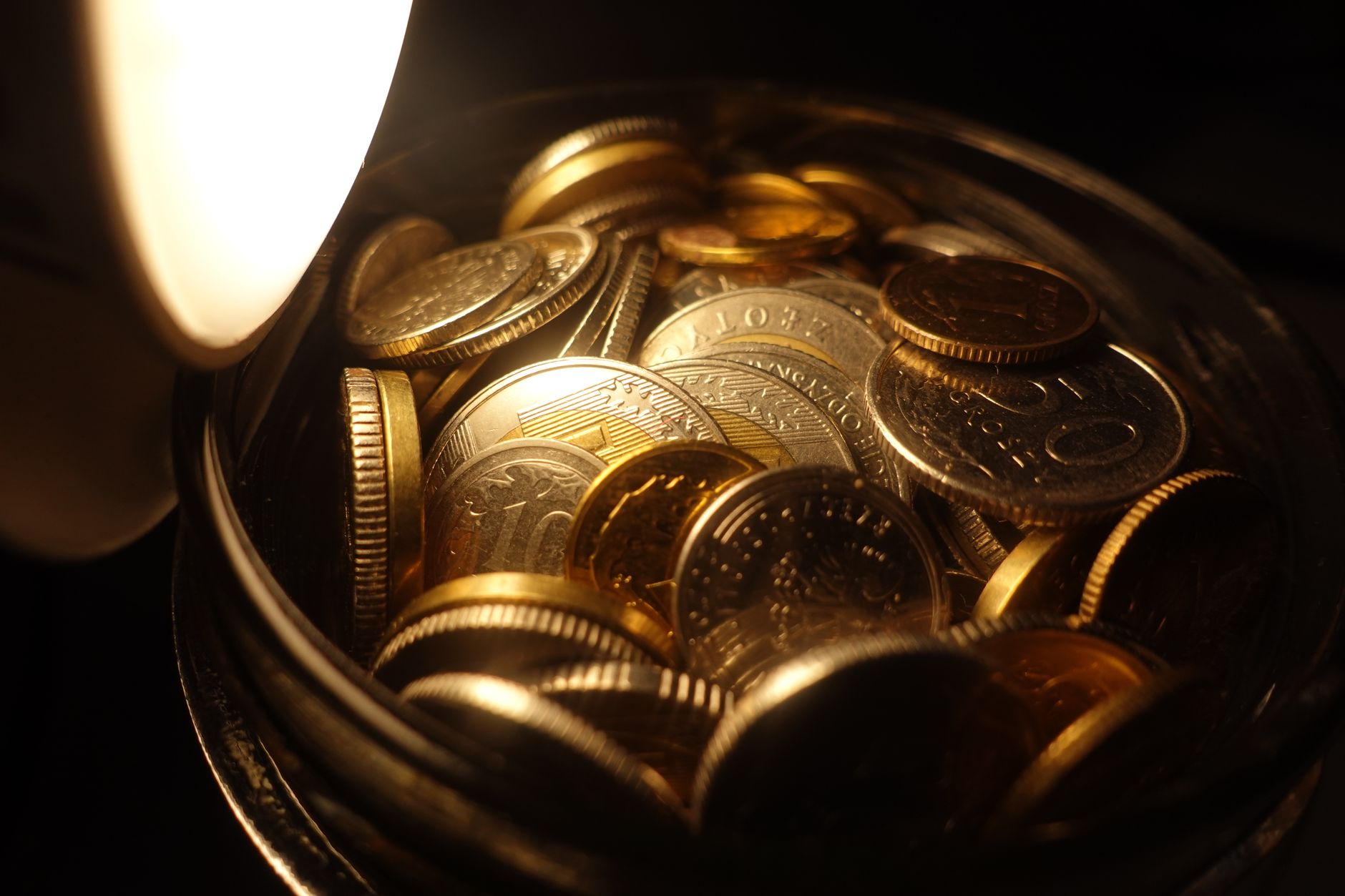 High Yield Savings Account Guide: Your Complete Roadmap to Earning 10x More on Cash