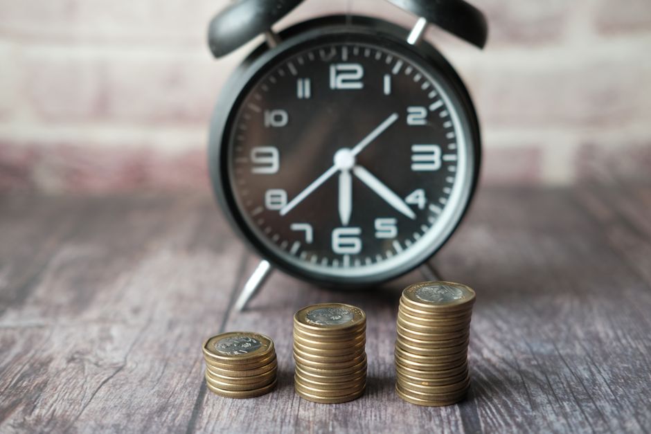 CoastFIRE Explained: The Complete Guide: How to Stop Saving for Retirement Early and Let Compound Interest Do the Work