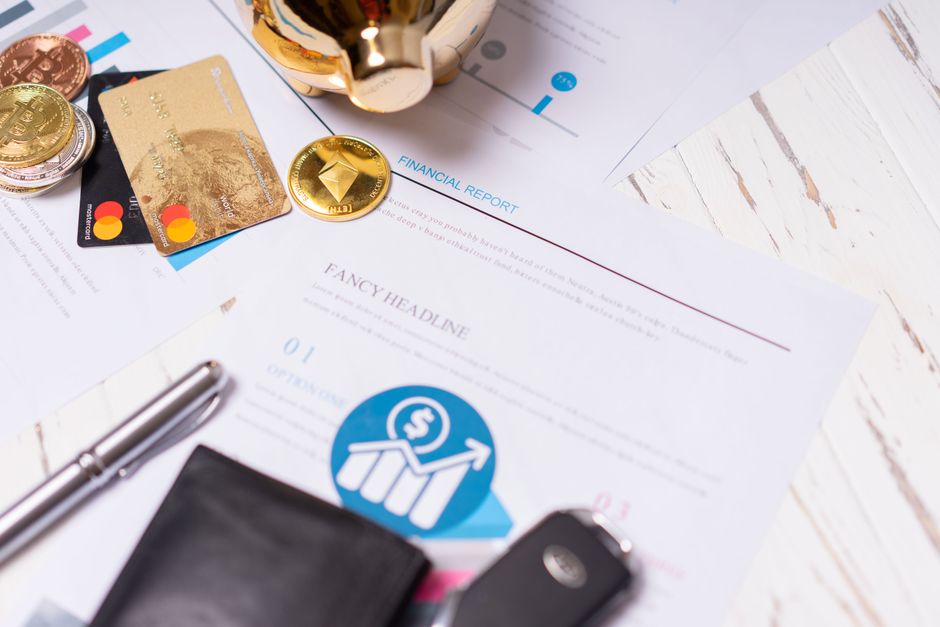 Call Option vs Put Option Explained: Complete Guide for 2024 Investors
