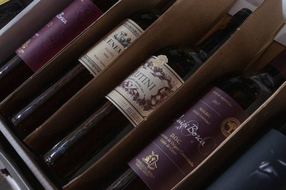 Fine Wine Index Liv-ex 1000: The Complete Guide to Investing in Fine Wine in 2024