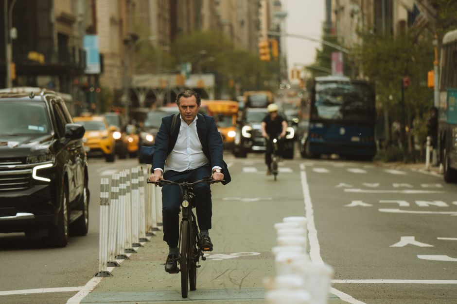 Bike Commuting Cost Savings: The Complete Financial Guide for 2025