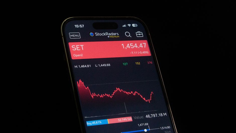 Biotech Index vs Individual Stock Picking: Which Strategy Wins in 2024?