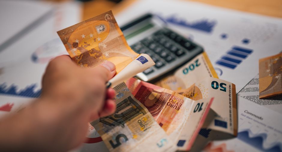 Joint Bank Accounts: When They Make Sense and When They Don't – A CPA's Complete Guide