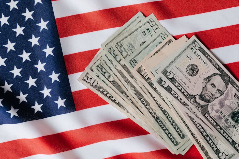 Government Employee Finance: The Complete Guide to Federal Benefits