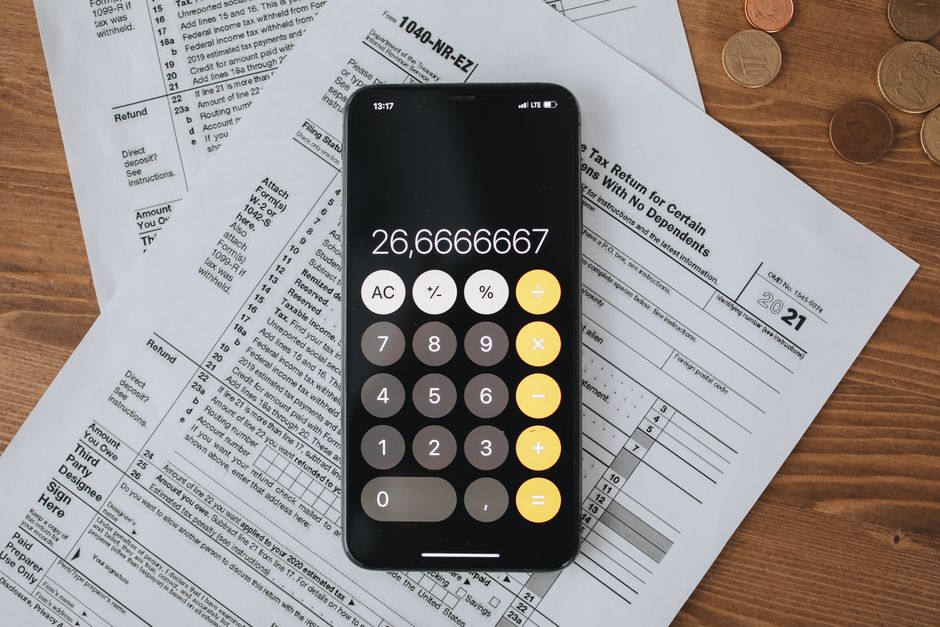 Digital Nomad Tax Residency Rules: The Complete Guide to Avoiding Double Taxation in 2024