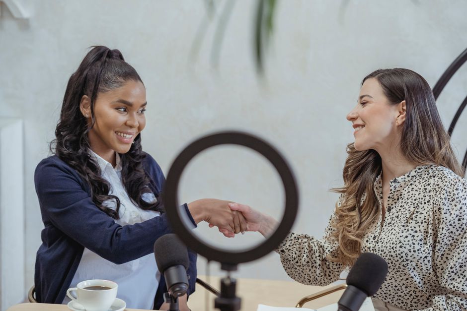 Podcast Sponsorship Rates: The Complete 2025 Guide to Pricing, CPMs, and Negotiation