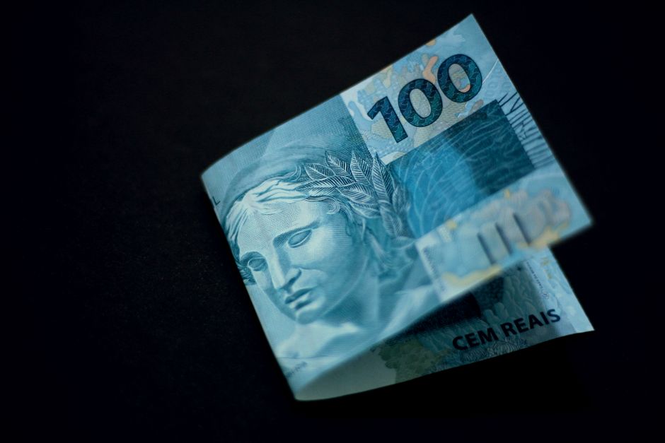 Floating Rate Notes Guide: The Complete Guide to Inflation-Protected Income