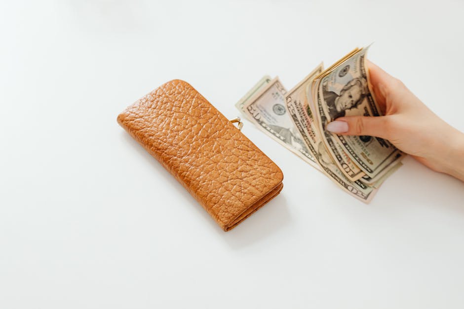 High-Yield Checking Accounts: The Complete Guide to Earning 4%+ on Your Cash: To Earning 4