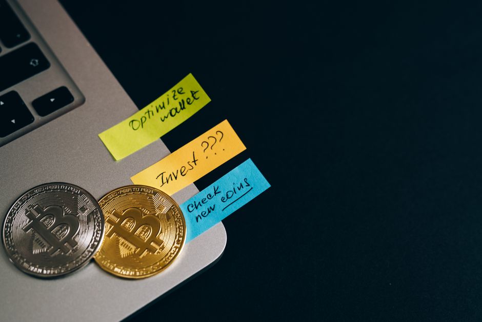 Altcoin Investing Risks and Rewards: The Complete Guide